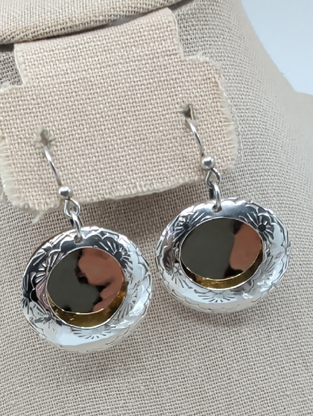 Vintage Sterling Silver Two Tone Stamped Circle Disc Dangle Earrings Artisan - Picture 7 of 17